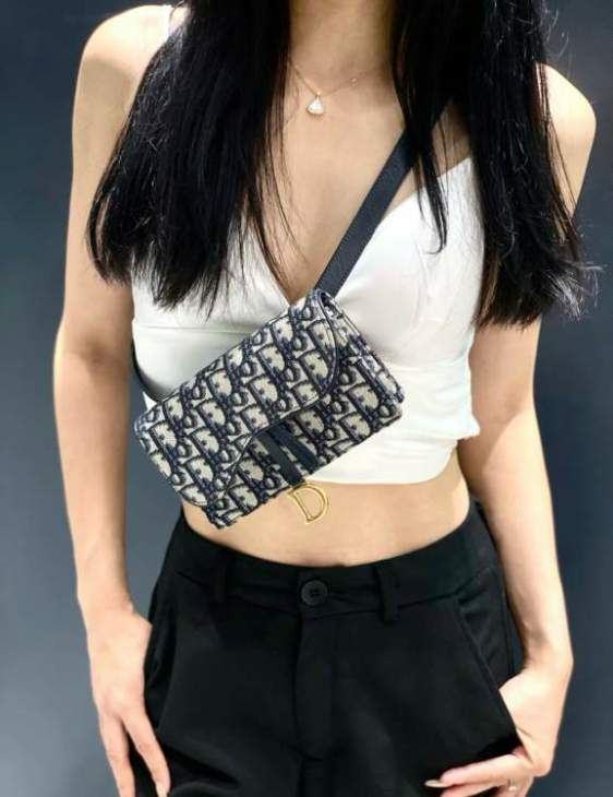 Picture of Dior Handbags _SKUfw239320791fw